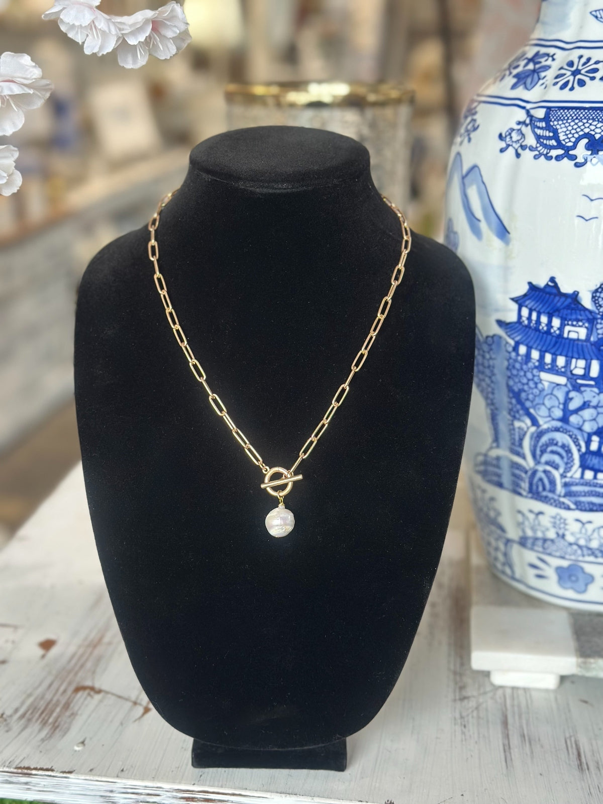 Gold Paperclip Chain Toggle Necklace with Round Freshwater Pearl Pendant