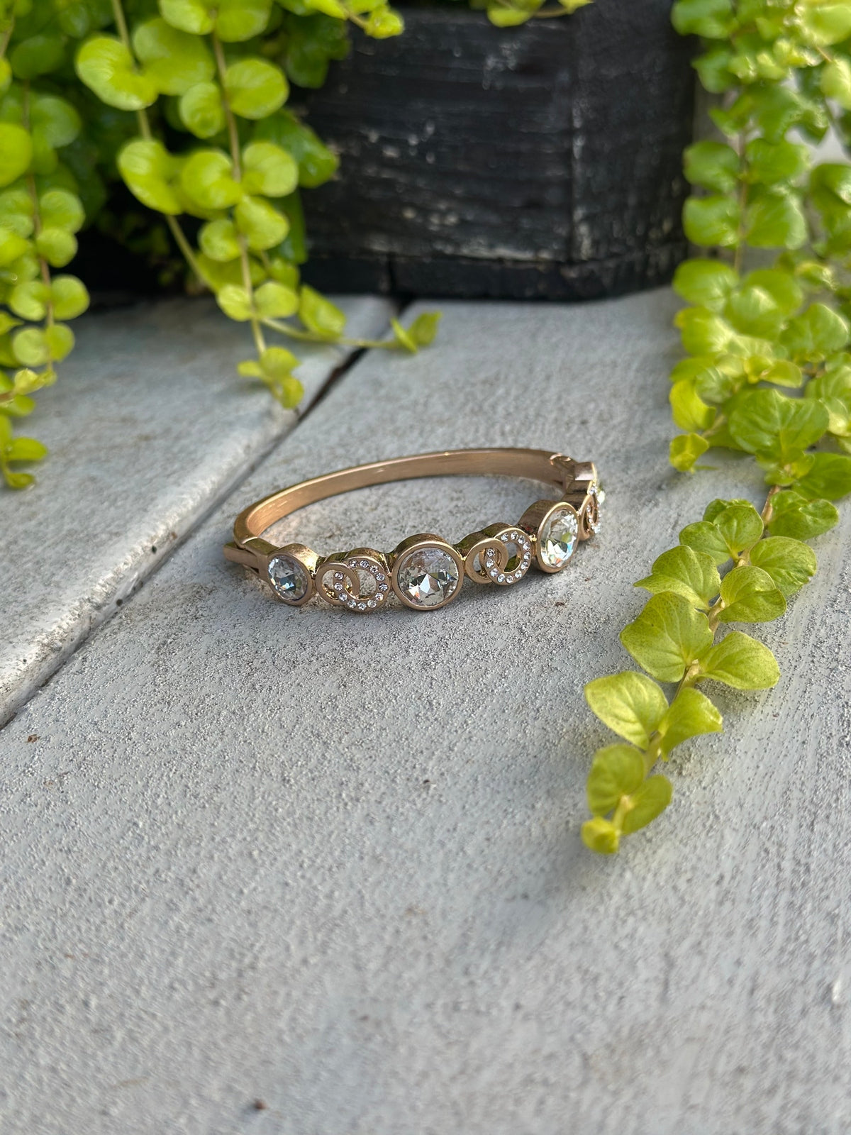 Gold crystal Link bracelet