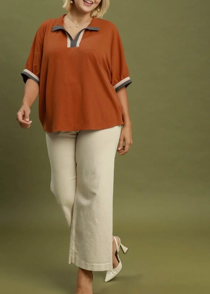 Rust Curvy Contrast Trim Collared Short Sleeve Knit Top
