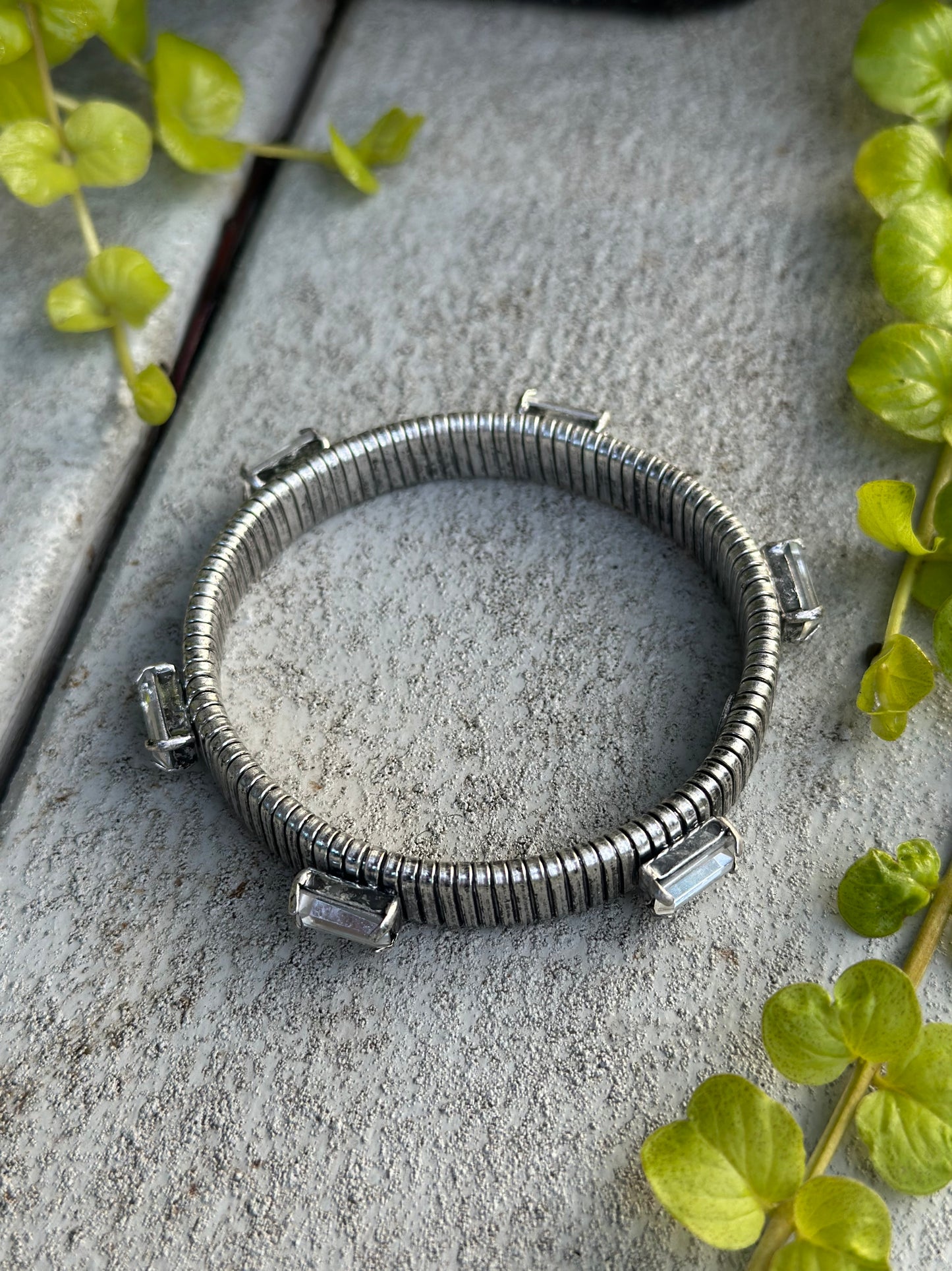 Silver ribbed crystal bracelet