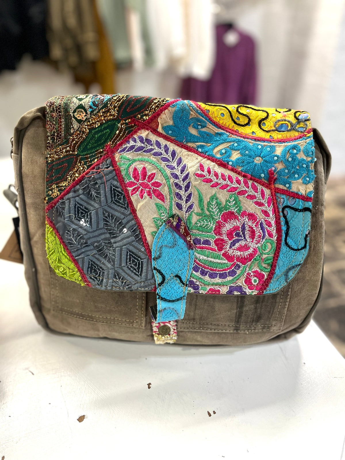 Vintage Addiction Bohemian Patchwork Messenger Bag