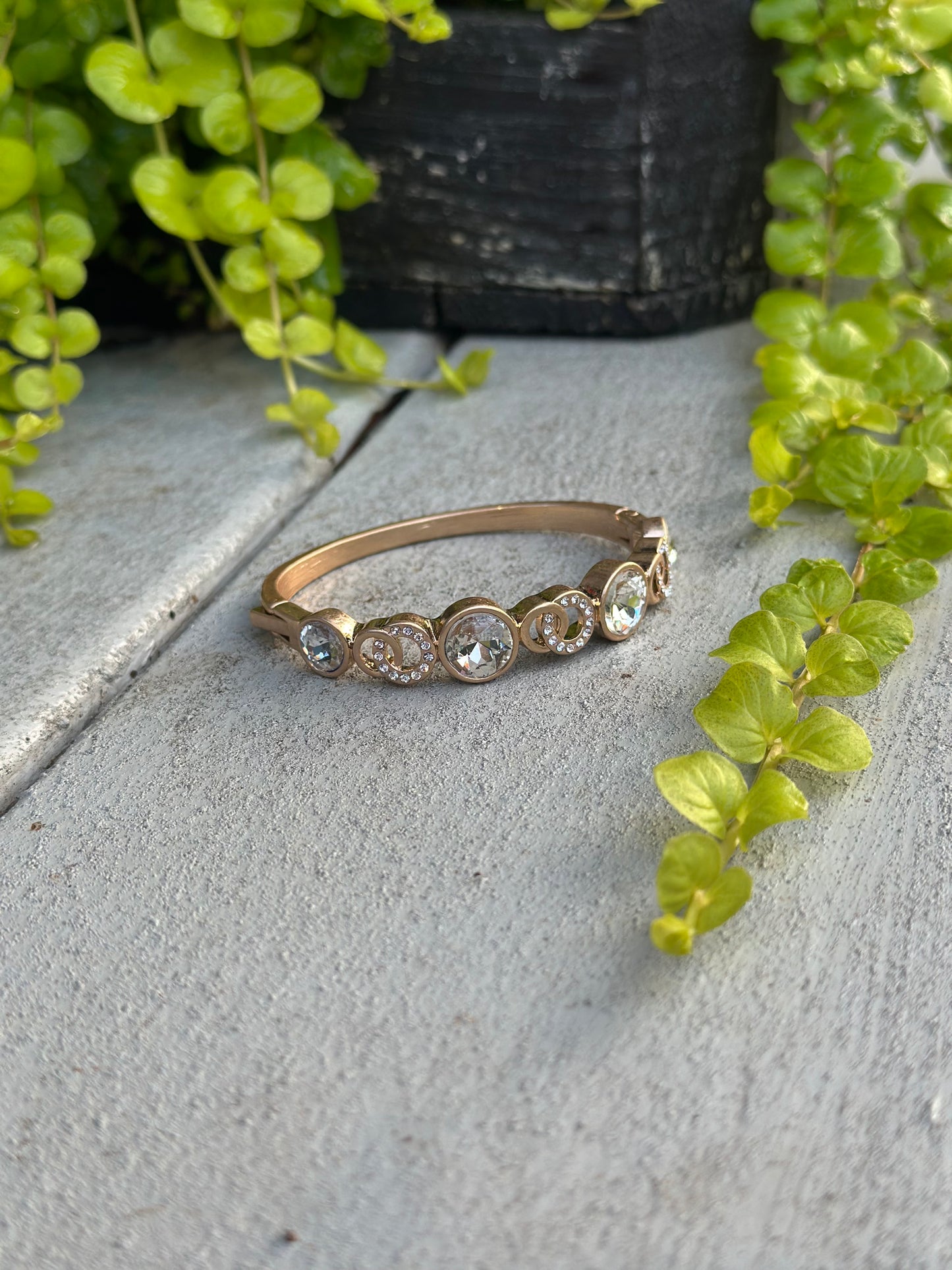Gold crystal Link bracelet