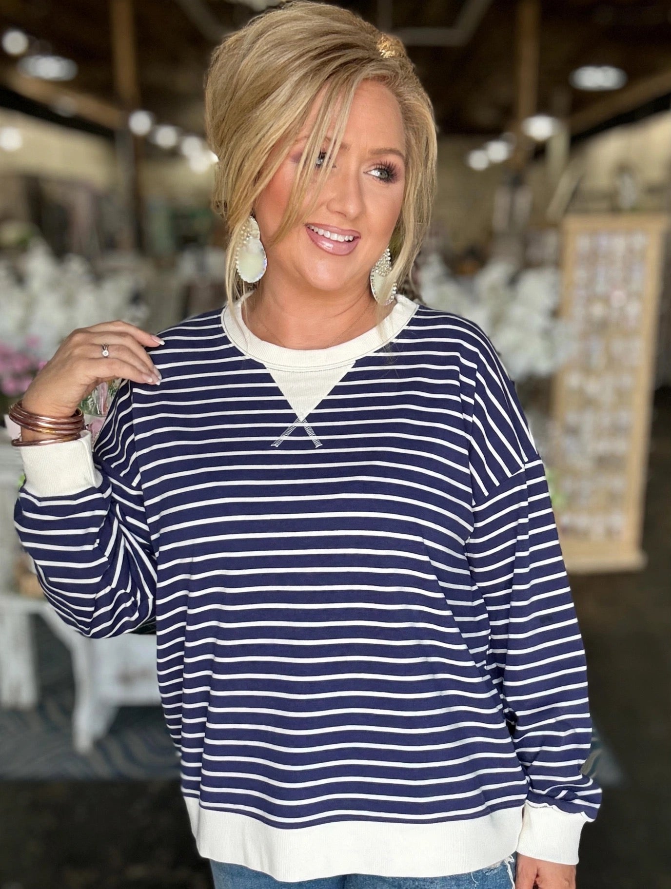 Navy plus stripped rib banded pull over.