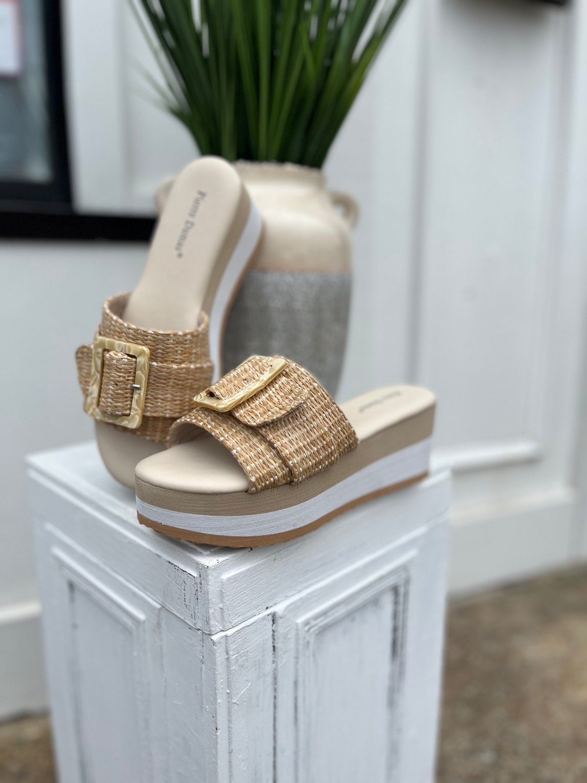 Pierre Dumas Saint Natural Sandal