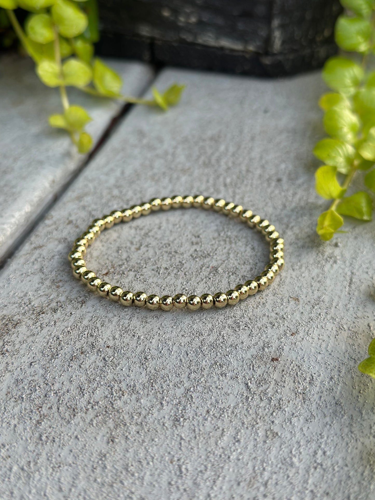 Gold beaded stretch bracelet