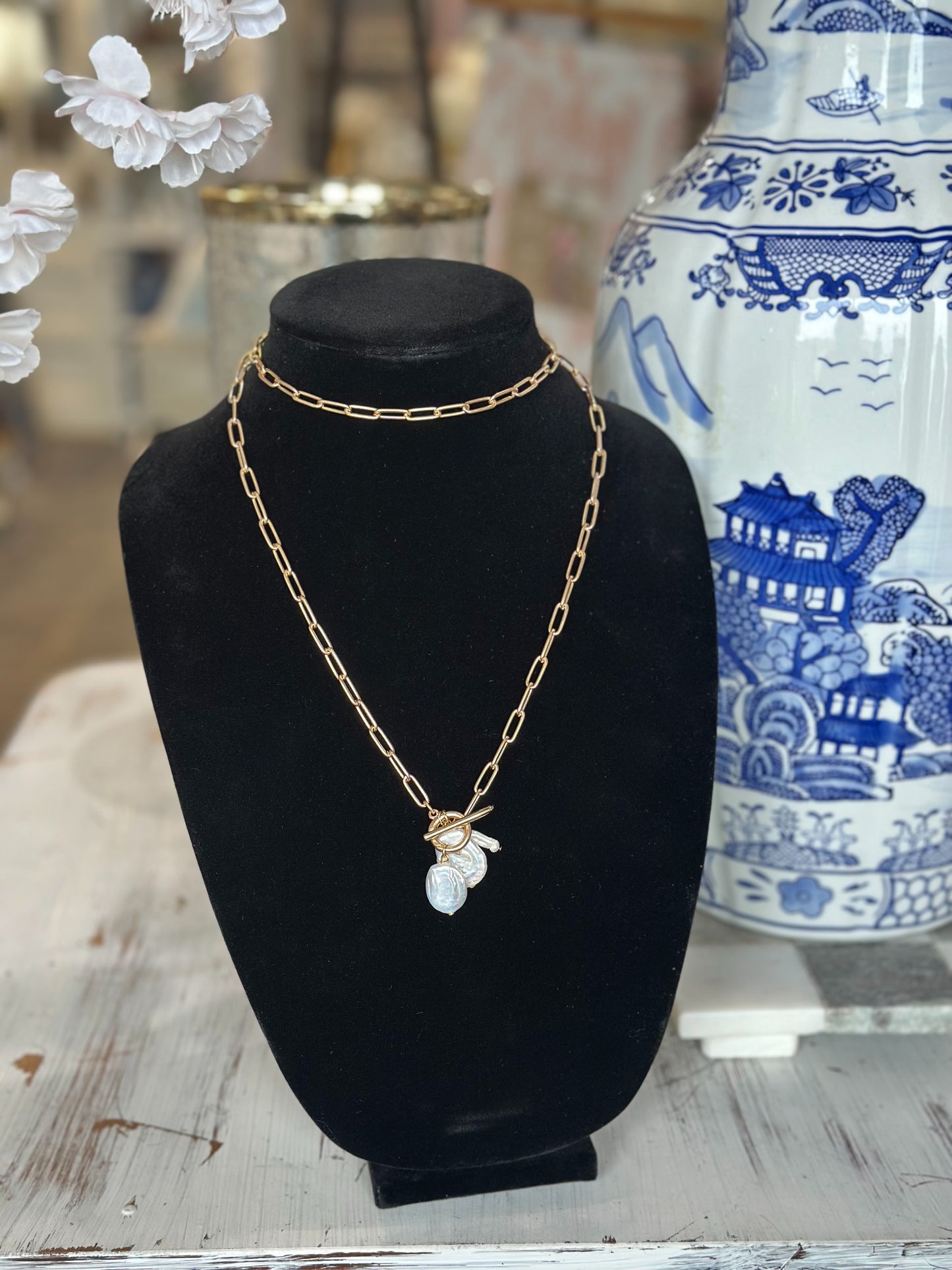 Gold Paperclip Chain Toggle Necklace with Freshwater Pearl Cluster Pendant 18"