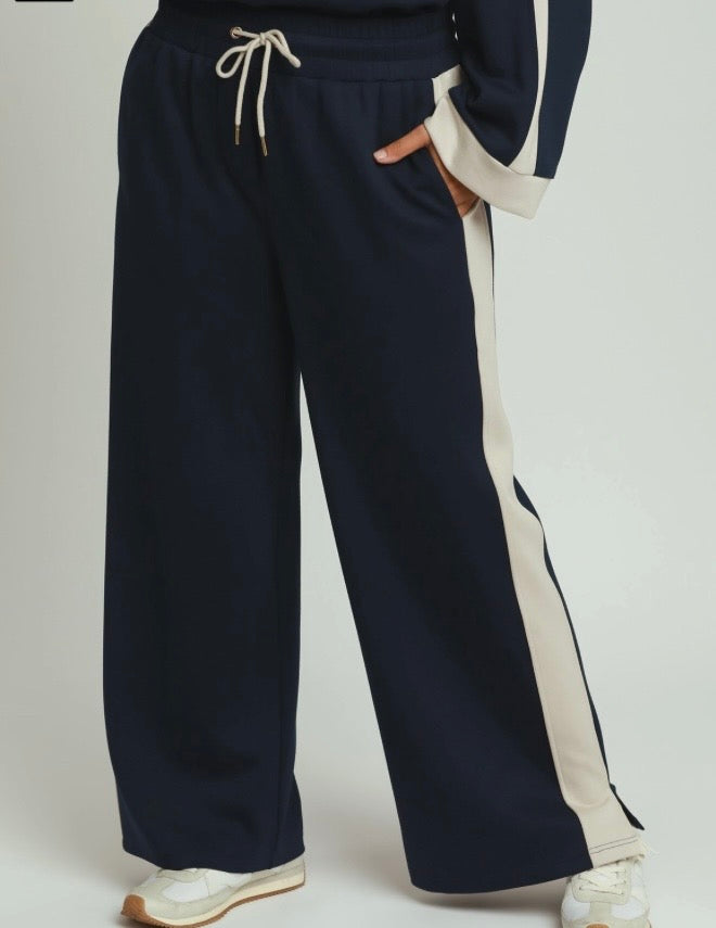 Midnight Blue LuxeKnit Colorblock Crewneck
Raglan Sleeve Top & Pant Set