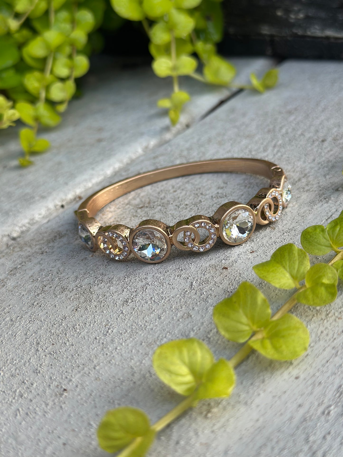 Gold crystal Link bracelet