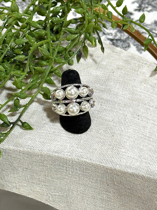 Pearl Bloom Ring