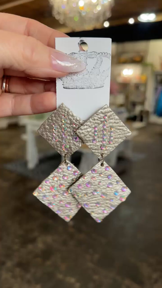 Charmed Square Drops