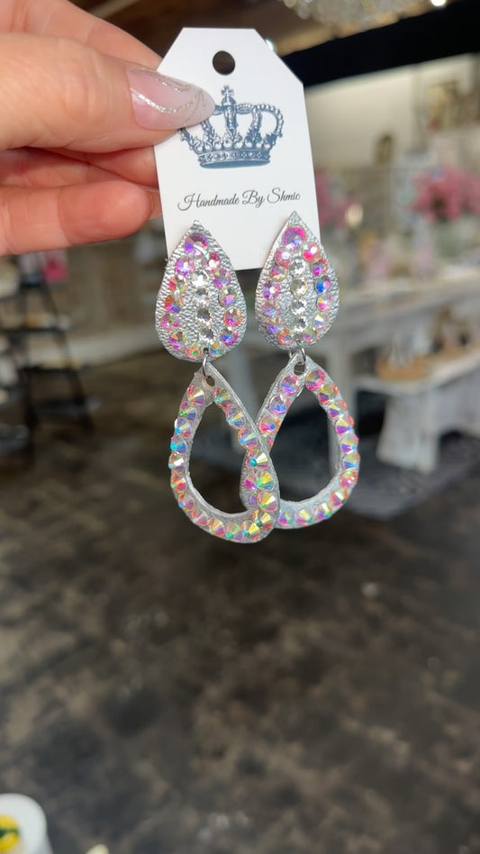 Shimmering Gala Drops